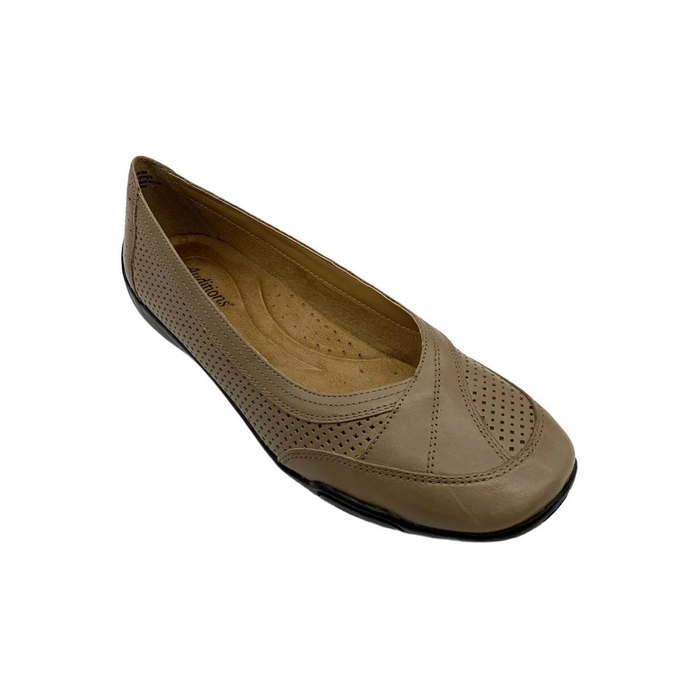 Auditions Women's Verona II Flats Taupe - Extra Wide